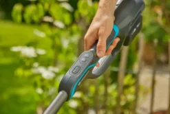 Gardena - 18V ACCU-trimmer PowerTrim 30, Snijbreedte 30 Cm, 1x Li-Ion 4,0 Ah Accu, Lader 14703-20 11 Gardena - 18V ACCU-trimmer PowerTrim 30, Snijbreedte 30 Cm, 1x Li-Ion 4,0 Ah Accu, Lader 14703-20 -Sanitino Winkel 0be01e9f20b3fed109d091cd