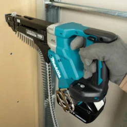 Makita Gereedschap - 18V ACCU Gipsschroevendraaier Met Opbergdoos, Zonder Accu En Oplader DFR551Z 9 Makita Gereedschap - 18V ACCU Gipsschroevendraaier Met Opbergdoos, Zonder Accu En Oplader DFR551Z -Sanitino Winkel 161a0c5d38f7531f36da82ec