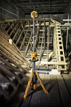 DeWALT - 18V ACCU LED Met Statief - Zonder Accu En Oplader DCL079 -Sanitino Winkel 3737ebf5809a9bc6da14487f