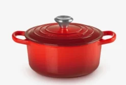 Le Creuset Signature - Ronde Ovenschaal Met Deksel, Inhoud 1,8 L, Cerise 21177180602430