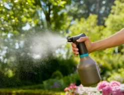 Gardena - Sproeier, Inhoud 750 Ml 11110-20 -Sanitino Winkel 384f345d54745ab7995a38ee