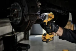 DeWALT Gereedschap - 12V ACCU Slagmoersleutel, 1x Accu 5.0 Ah XR, Oplader DCF903P1 9 DeWALT Gereedschap - 12V ACCU Slagmoersleutel, 1x Accu 5.0 Ah XR, Oplader DCF903P1 -Sanitino Winkel 4499e7c6500ae60a400e15f7 1