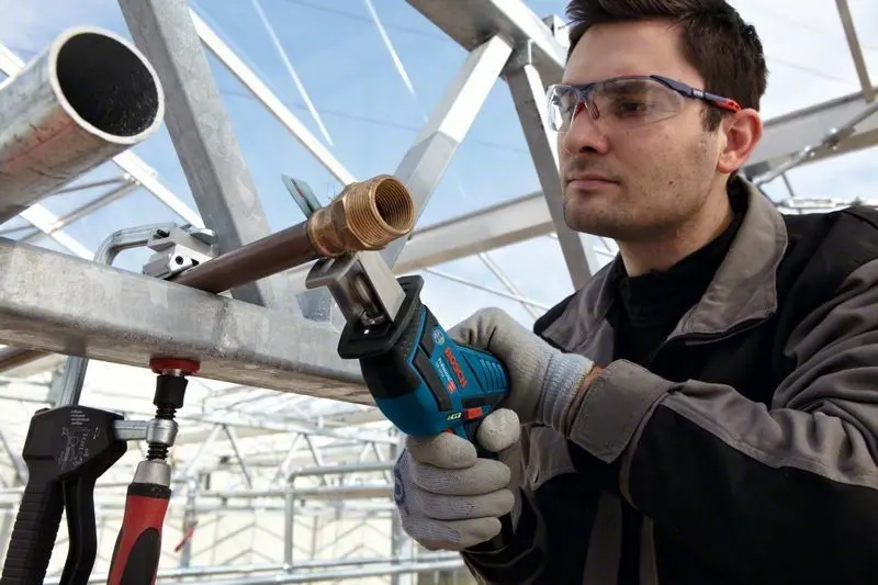 Bosch Gereedschap - 12V ACCU-reciprozaag, Zonder Accu En Oplader 060164L902 3 Bosch Gereedschap - 12V ACCU-reciprozaag, Zonder Accu En Oplader 060164L902 - Afbeelding 3