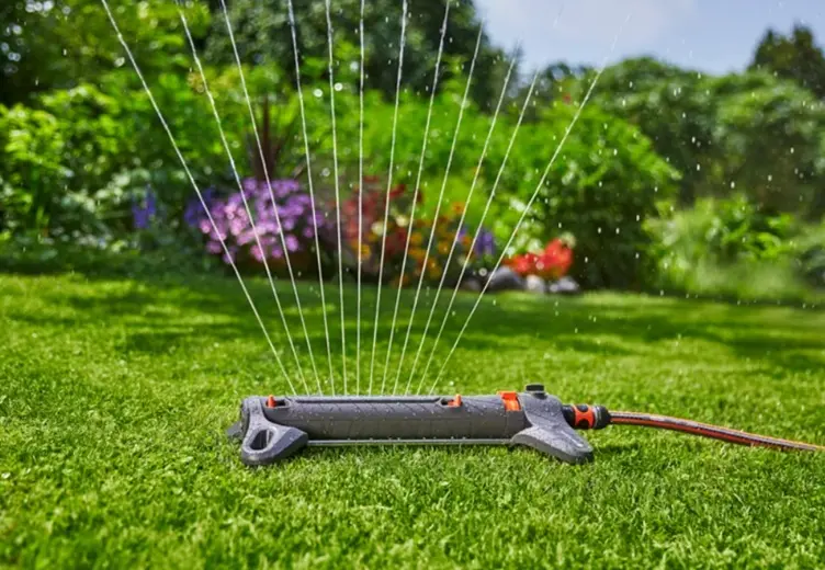 Gardena - Sproeier AquaZoom S, Zwenkbaar, Bereik 3-15 M 18710-20 2 Gardena - Sproeier AquaZoom S, Zwenkbaar, Bereik 3-15 M 18710-20 - Afbeelding 2