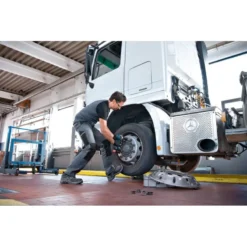 Bosch Gereedschap - 18V ACCU-slagmoersleutel, 2x Accu 1,5 Ah Li-Ion, Lader 06019J8304 -Sanitino Winkel 53644850417719320d3ab016