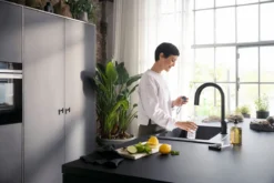 Hansgrohe Aqittura M91 - Keukenmengkraan Met Uittrekbare Uitloop, SodaSystem, SBox, Mat Zwart 76836670 -Sanitino Winkel 53b689af216651379e40ea1c