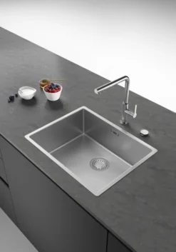 Franke Maris Slim - Keukenkraan FS 2842.031, Met Uittrekbare Vuistdouche, Chroom 115.0728.393 -Sanitino Winkel 5ba3f1bf098d68a5fb314bda