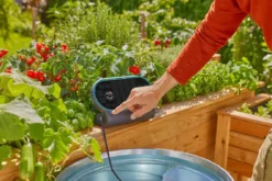 Gardena - AquaBloom L Irrigatieset Op Zonne-energie 13330-20 -Sanitino Winkel 7e59bbb904eb05b0e34e98e4