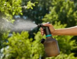 Gardena - Sproeier, Volume 1 L 11112-20 -Sanitino Winkel 804f7ea9b50c9f48081a6e74