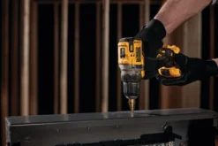 DeWALT Gereedschap - 12 V ACCU-boormachine, 2x Accu 2,0 Ah XR, Lader DCD701D2 -Sanitino Winkel 9161135b38d511708a76b05d