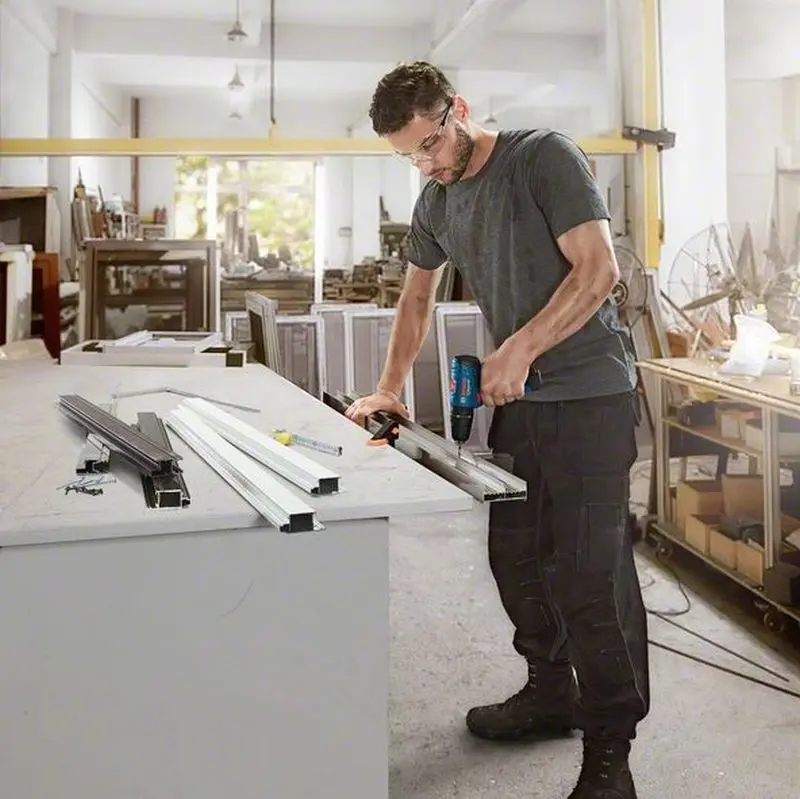 Bosch Gereedschap - 12V ACCU-schroevendraaier Met Accessoires, 2x 2,0 Ah Li-Ion Accu, Lader 06019G8102 2 Bosch Gereedschap - 12V ACCU-schroevendraaier Met Accessoires, 2x 2,0 Ah Li-Ion Accu, Lader 06019G8102 - Afbeelding 2