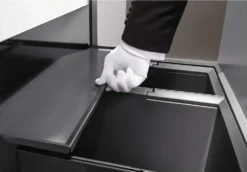 Blanco Flexon II - Afvalsorteersysteem, Met Scheidingswand, Inhoud 49 L 521471 7 Blanco Flexon II - Afvalsorteersysteem, Met Scheidingswand, Inhoud 49 L 521471 -Sanitino Winkel 9c1f4e6c5b93b900132df1fb