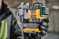 DeWALT Gereedschap - 18V ACCU Groene Kruislaser, 1x Accu 2.0 Ah XR, Oplader DCLE34031D1 13 DeWALT Gereedschap - 18V ACCU Groene Kruislaser, 1x Accu 2.0 Ah XR, Oplader DCLE34031D1 -Sanitino Winkel 9eb3edea94027424160be0c9