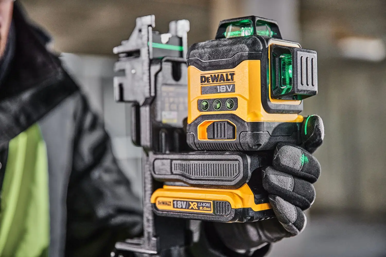 DeWALT Gereedschap - 18V ACCU Groene Kruislaser, 1x Accu 2.0 Ah XR, Oplader DCLE34031D1 6 DeWALT Gereedschap - 18V ACCU Groene Kruislaser, 1x Accu 2.0 Ah XR, Oplader DCLE34031D1 - Afbeelding 6