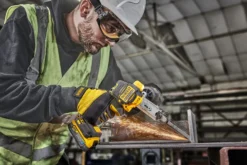 DeWALT Gereedschap - 18V ACCU Lintzaag, Zonder Accu En Oplader DCM200N 12 DeWALT Gereedschap - 18V ACCU Lintzaag, Zonder Accu En Oplader DCM200N -Sanitino Winkel a4cf0a21fd95d4792ce2d987