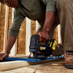 Caterpillar Gereedschap - ACCU Decoupeerzaag, Zonder Toebehoren 26mm DX51B -Sanitino Winkel a907add2551f8ce480eb1542