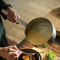 FISKARS Keukenapparatuur - Braadpan Met Deksel, Inhoud 1,8 L 1067637 -Sanitino Winkel abfaa3ba0a8f78aa4647c1df