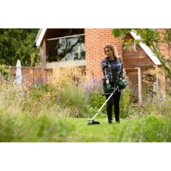 Bosch Tuinapparatuur - 18V ACCU-grastrimmer, Bereik 33 Cm, 1x Accu 2,0 Ah Li-Ion, Lader 06008C1K00 -Sanitino Winkel baea2a536d262fc490385961