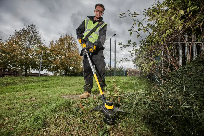 DeWALT Tuinapparatuur - 18 V ACCU Grastrimmer, Bereik 33 Cm, Zonder Accu En Opladers DCM561PBS 3 DeWALT Tuinapparatuur - 18 V ACCU Grastrimmer, Bereik 33 Cm, Zonder Accu En Opladers DCM561PBS - Afbeelding 3