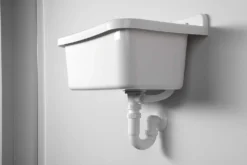 Aqualine Keramiek - Hangende Uitstortgootsteen Met Afdruipdeel 60x34 Cm, Kuntstof/wit PI5060 -Sanitino Winkel d632950861b703026df25ebc