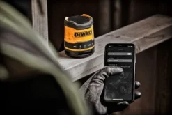 DeWALT Toebehoren - Oplaadbare Bluetooth-luidspreker DCR009 13 DeWALT Toebehoren - Oplaadbare Bluetooth-luidspreker DCR009 -Sanitino Winkel d94a75d7ae51bcaaae30121c