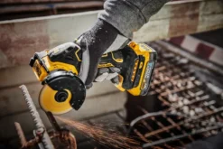 DeWALT Gereedschap - 18V ACCU Universele Snijder, Zonder Accu En Lader DCS438N -Sanitino Winkel dce94009785ccc0ac2e83745