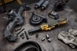 DeWALT Gereedschap - 18V ACCU Ratel, 2x Accu&apos;s 1,7 Ah POWERSTACK, Lader DCF510E2G -Sanitino Winkel de2fe6c8dd2a652e1cb91a28