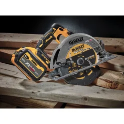 DeWALT Gereedschap - 18V ACCU Cirkelzaag 190 Mm DCS573NT -Sanitino Winkel e18144a0577d816d841c0af5