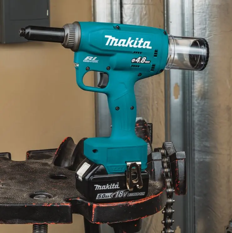 Makita Gereedschap - 18V ACCU Klinknagelpistool, 2x 3.0 Ah LXT Accu, Oplader DRV250RFJ 3 Makita Gereedschap - 18V ACCU Klinknagelpistool, 2x 3.0 Ah LXT Accu, Oplader DRV250RFJ - Afbeelding 3