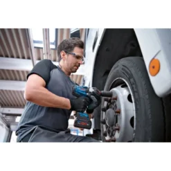 Bosch Gereedschap - 18V ACCU-slagmoersleutel, 2x Accu 1,5 Ah Li-Ion, Lader 06019J8304 -Sanitino Winkel ef9645db313ca984909bd538