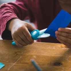 FISKARS - Kinderschaar, Voor Rechts-/linkshandigen, Lengte 16 Cm, Blauw 1064066 -Sanitino Winkel fc9b33892b1b429abe3e5d4c