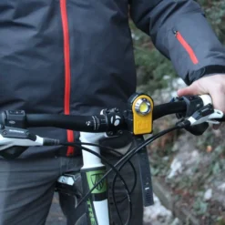 Caterpillar - LED-zaklamp, 250 Lm CT5130 15 Caterpillar - LED-zaklamp, 250 Lm CT5130 -Sanitino Winkel fdf95afeade114c9b5ba4754