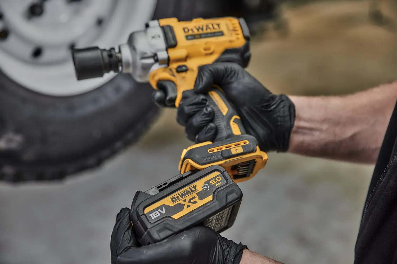 DeWALT Gereedschap - 18V ACCU Slagmoersleutel, Zonder Accu En Oplader DCF891NT 6 DeWALT Gereedschap - 18V ACCU Slagmoersleutel, Zonder Accu En Oplader DCF891NT - Afbeelding 6